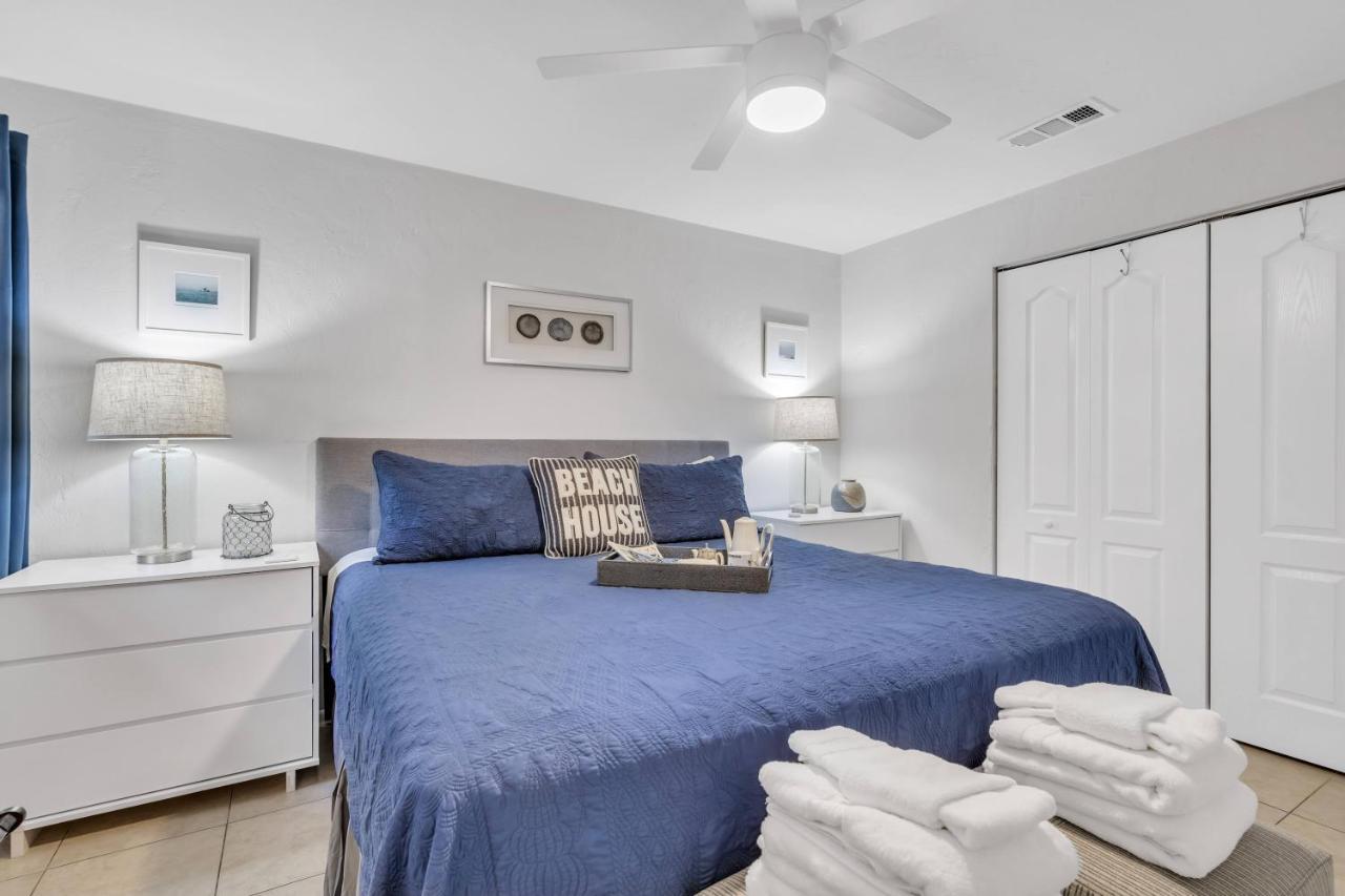 2Bed 1Bath Suite Minutes To Downtown, Beaches, Restaurants, Theaters And More Σεϊρασότα Εξωτερικό φωτογραφία
