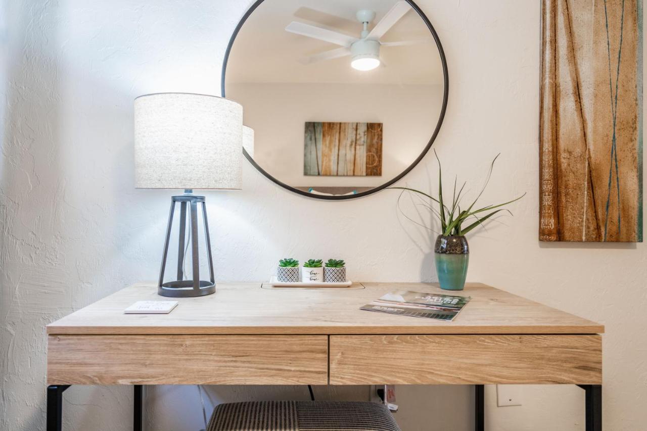 2Bed 1Bath Suite Minutes To Downtown, Beaches, Restaurants, Theaters And More Σεϊρασότα Εξωτερικό φωτογραφία