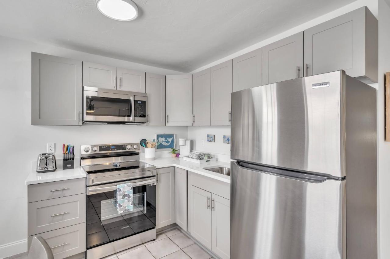 2Bed 1Bath Suite Minutes To Downtown, Beaches, Restaurants, Theaters And More Σεϊρασότα Εξωτερικό φωτογραφία