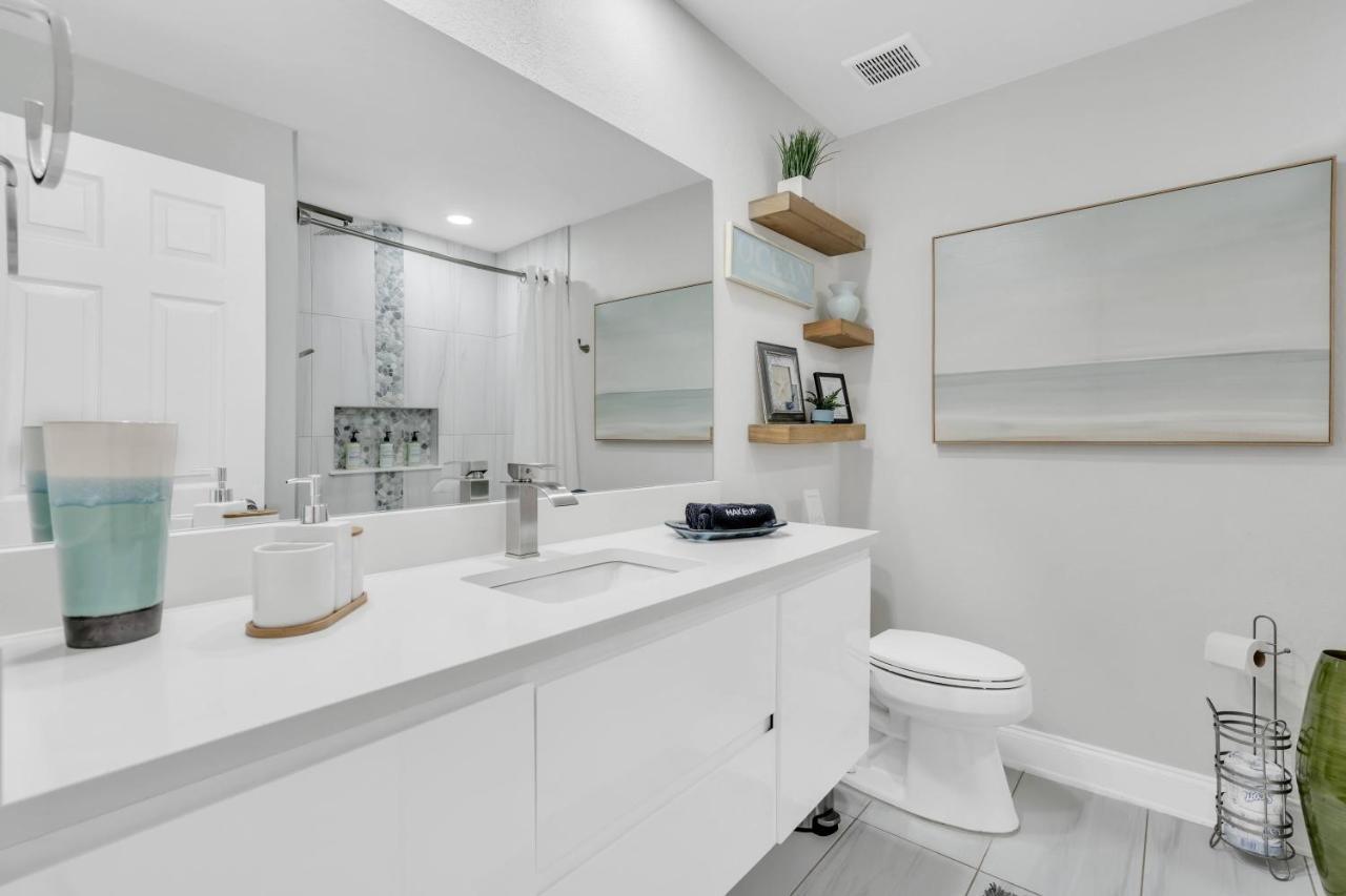 2Bed 1Bath Suite Minutes To Downtown, Beaches, Restaurants, Theaters And More Σεϊρασότα Εξωτερικό φωτογραφία